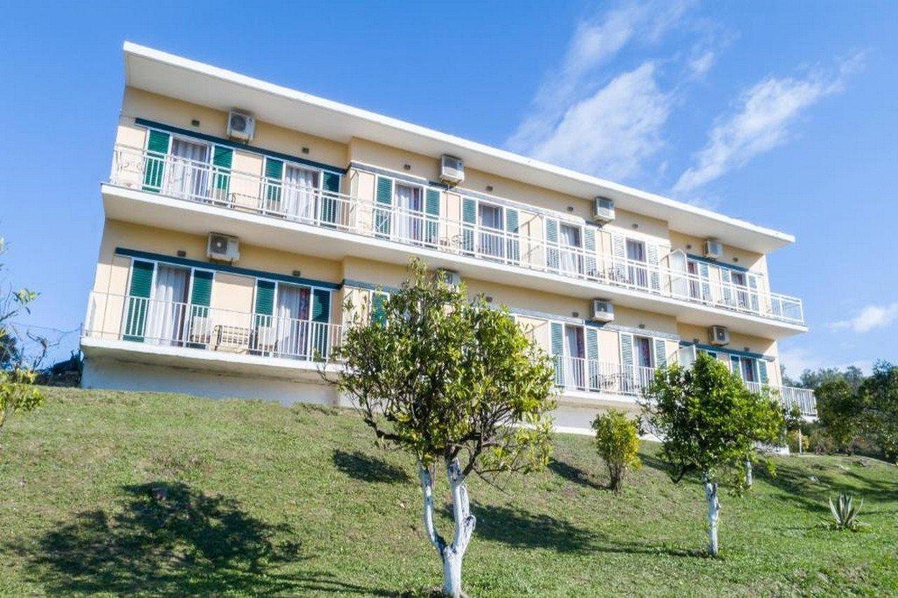 Vlassis Apartments 메손기 외부 사진
